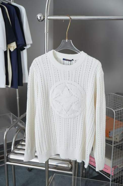Picture of Louis Vuitton Sweaters _SKULVS-XLxetr2347264